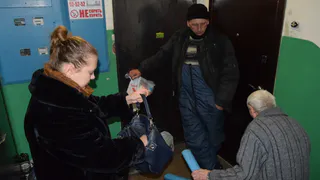 Жалобы-рязанцев: неприятный запах в подъезде и проблемные бордюры