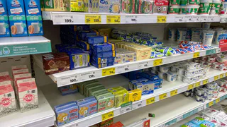 Гадость в брикете: Росконтроль назвал бренды сливочного масла, которое лучше не брать даже бесплатно