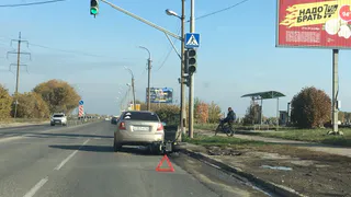 В Канищеве мотоциклист врезался в легковушку