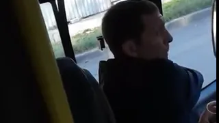 "Он грубо оттолкнул меня и уехал" - новые подробности конфликта рязанки с водителем маршрутки