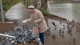 Грядет странный апрель: в Гидрометцентре рассказали, что теплые вещи убирать еще рано - вот что ждет россиян 