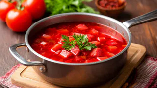 13 ошибок, которые мешают вам сварить вкусный борщ. Плюс самый правильный рецепт