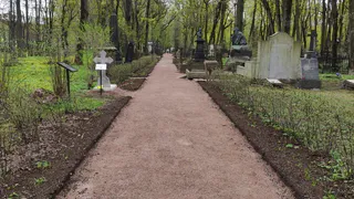 Рязанцы пытались выбросить строительный мусор на кладбище во Владимире