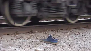 На станции Брянск-Восточный женщина попала под колеса электропоезда