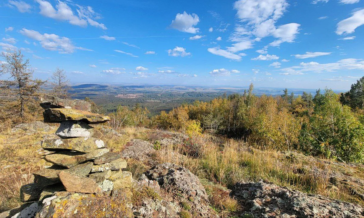 Гороскоп на 8 апреля: У Овена и Тельца день прорыва, а Водолеям — осторожность