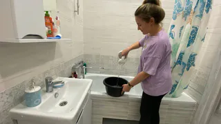 Никогда не променяю обыкновенную шторку в ванной комнате на новомодное стекло - вот почему