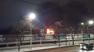 Следователи проверят гибель женщины в пожаре на Шоссейном переулке