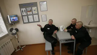 В России хотят предложить ввести в СИЗО платную подписку на кабельное