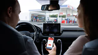 Teboil запускает сервис бесконтактной оплаты заправки через мобильное приложение