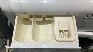 Черная грязь и вся накипь уйдут на целый год - вот, что надо влить в отсек для порошка