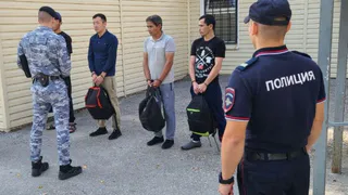 Шесть мигрантов выдворили из России за нарушение закона в Рязанской области