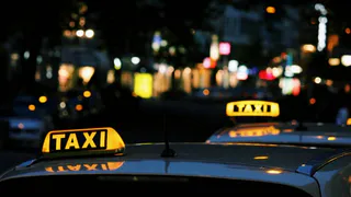 Больше сотни рязанцев таксуют нелегально