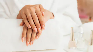 Такой маникюр делают лишь колхозницы»: эти пять видов кричат о низком интеллекте женщины