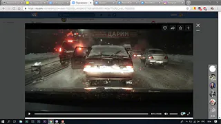 На Северной окружной джип врезался в отбойник