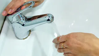 На нескольких улицах Рязани отключат горячую воду