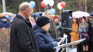 В Клинцах вскрыли капсулу с письмом комсомольцев 1968 года