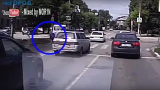 В центре Рязани УАЗ сбил пенсионерку на пешеходном переходе - видео