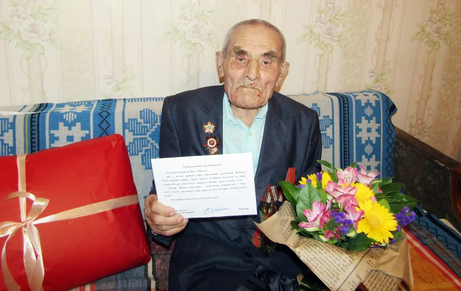 Нижнекамец отметил 95-летний юбилей