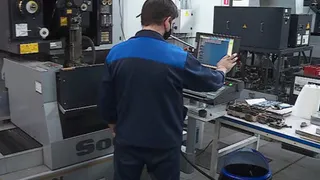 Брянская «Электродеталь» на 70% замещает импорт электрических соединителей