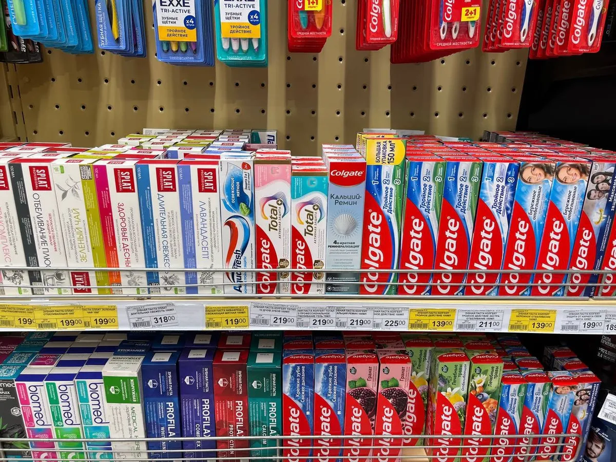 Роскачество назвало лучшие и худшие зубные пасты: специалисты проверили 20 популярных марок