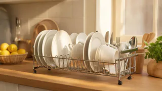 Советы для дома: как очистить сушилку для посуды от ржавчины за 5 минут