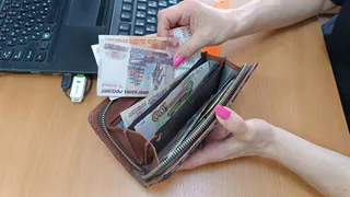 Указ подписан. Пенсионеры, у которых пенсия меньше 32 577 рублей, получат приятную денежную выплату