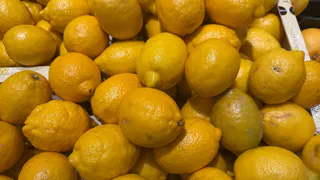 Возьмите лимон, сварите и выпейте воду натощак: утром не узнаете себя в зеркале