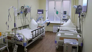 В брянских больницах сокращают количество коек для ковидных больных