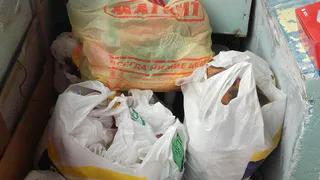 Рязанка полтора года собирала пакеты в пакеты