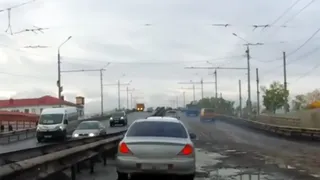 Брянские водители бьют тревогу по состоянию путепровода на улице Литейной