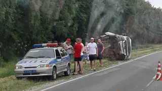 Под Рязанью перевернулся микроавтобус. Есть пострадавшие