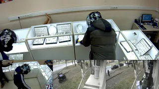 В Рязани трое неизвестных за 5 минут обчистили ювелирный магазин