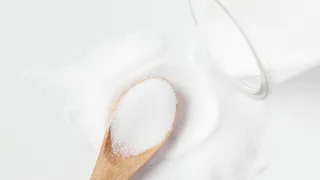 Насыпьте соль у порога и спите спокойно: старый прием актуален и сейчас