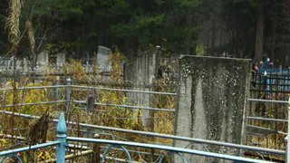 Крадут у мертвых: на Рязанском кладбище стащили ограду для могилы