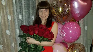 Следователи пришли с проверкой к соседям Елены Логуновой