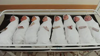 В Нижнекамске за месяц родилось 325 малышей