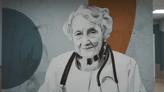 В память о Левушкиной: в ОКБ нарисовали граффити с известным рязанским хирургом