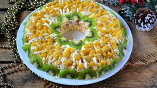 Приготовьте куриный салат на Новый год: просто, вкусно и празднично!