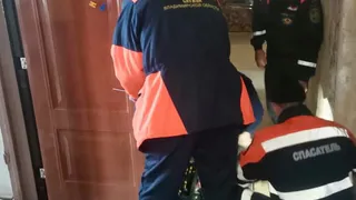 Под Владимиром двухлетний ребенок закрылся изнутри в комнате общежития