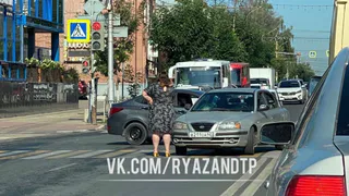 Утро началось с ДТП: у “Атрона” столкнулись Солярис и Элантра