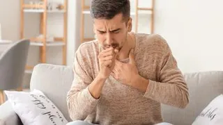 «Идет в гроб»: врач назвал очень опасный утренний симптом