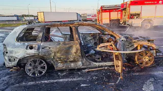 На трассе М-12 под Муромом пожар уничтожил легковой автомобиль