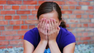 Под Клинцами женщина угрожала убить одноклассницу её дочери