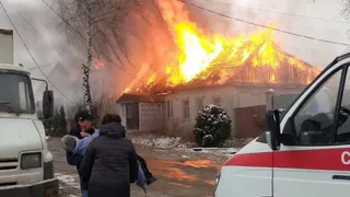 В Бежицком районе Брянска в преддверии Нового года сгорел дом