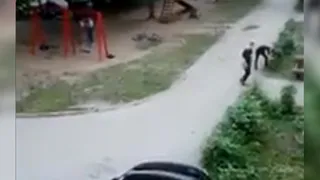 Кажется, в Рязани процветает подростковый алкоголизм. Вы только на них посмотрите...