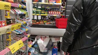 Вот для чего продавцы "Магнитов" и "Пятёрочек" забирают себе из ящиков с бананами маленькие незаметные пакетики