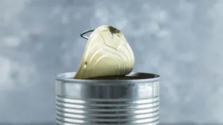 Не заметила подвоха, купила да ещё и сварила: что случилось со сгущёнкой из «Светофора» по 65 рублей