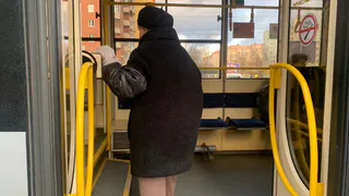 Теперь такое запрещается: пенсионеров от 70 лет и старше ждёт сюрприз с 16 декабря