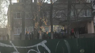 Фото-факт. Очередь в одну из рязанских больниц "вышла" на улицу