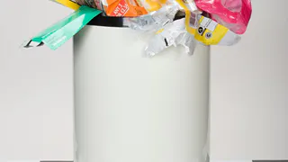 Приметы и запреты на 9 июня: мусор сегодня придется оставить дома